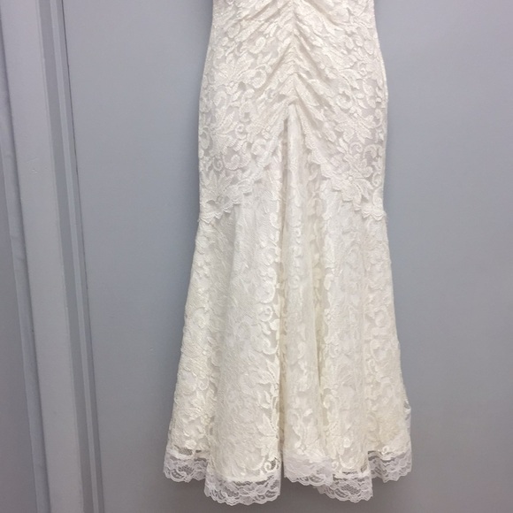 New Leaf by Samir fitted mermaid bead ivory lace deep v 8 10/12 - Picture 2 of 7
